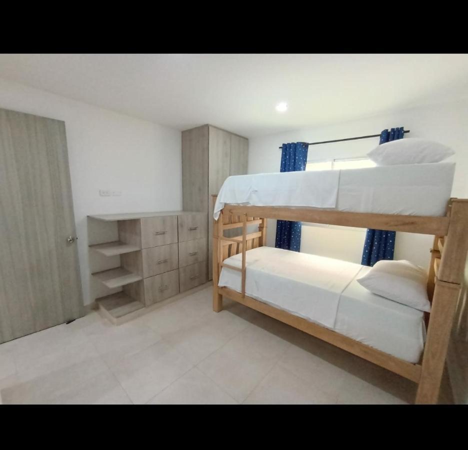 Apartamento Nuevo A Una Cuadra Del Rodadero Gaira Kültér fotó