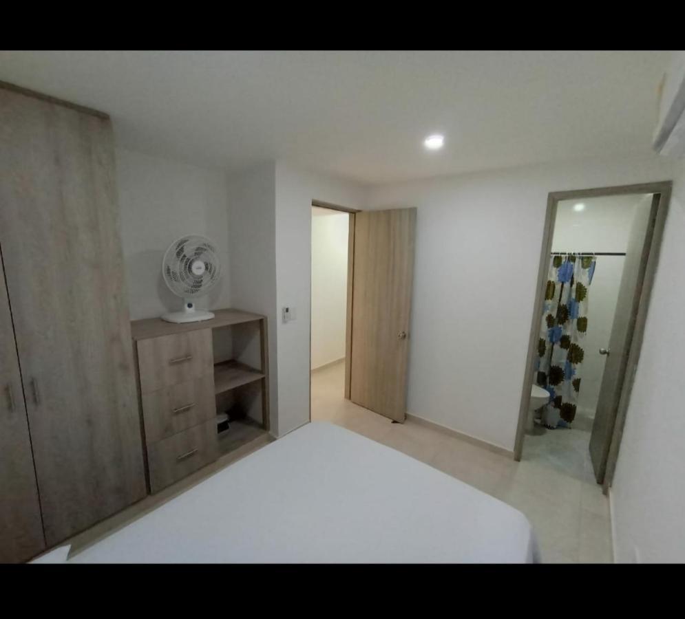 Apartamento Nuevo A Una Cuadra Del Rodadero Gaira Kültér fotó