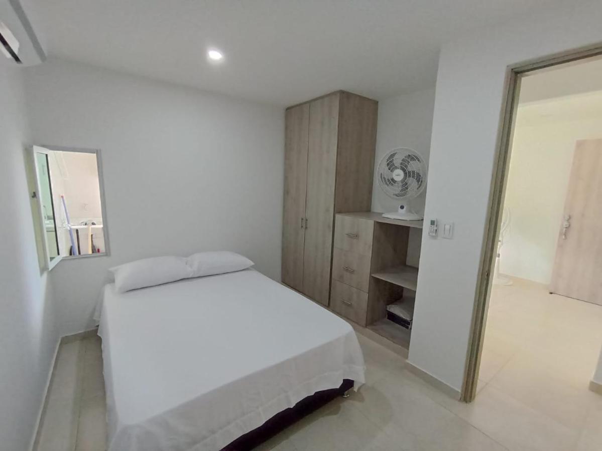 Apartamento Nuevo A Una Cuadra Del Rodadero Gaira Kültér fotó